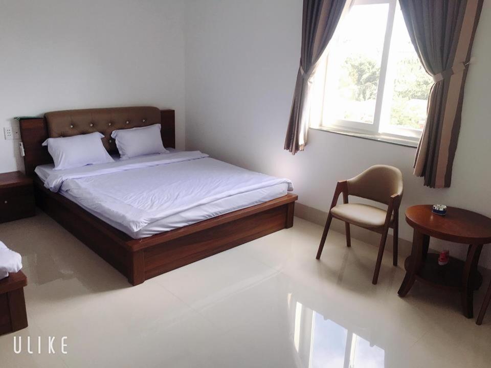 Le House Hotel Buon Ma Thuot Bagian luar foto