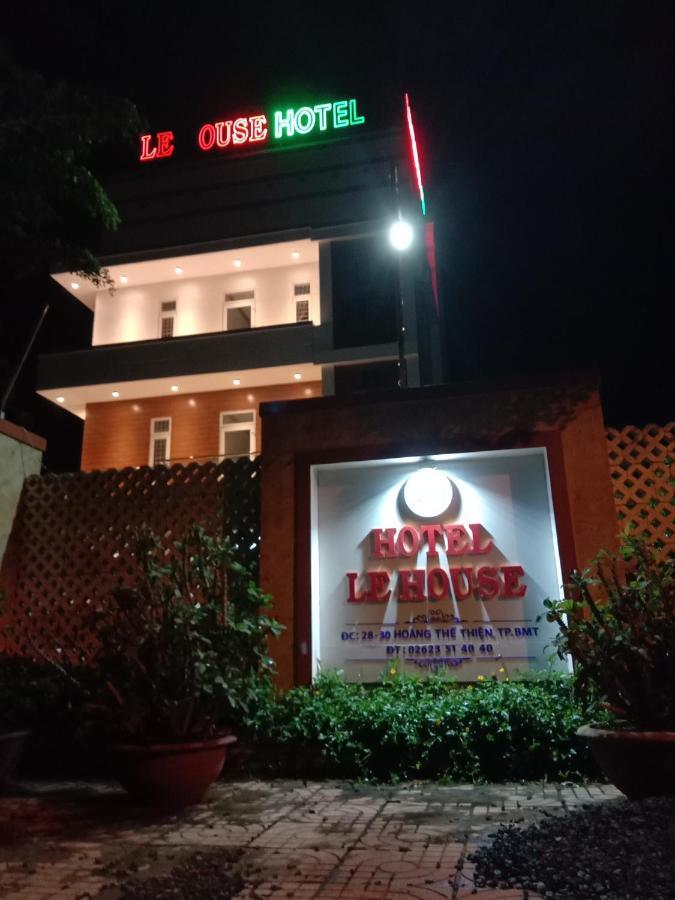 Le House Hotel Buon Ma Thuot Bagian luar foto